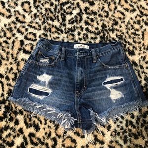 Hollister Jean shorts!